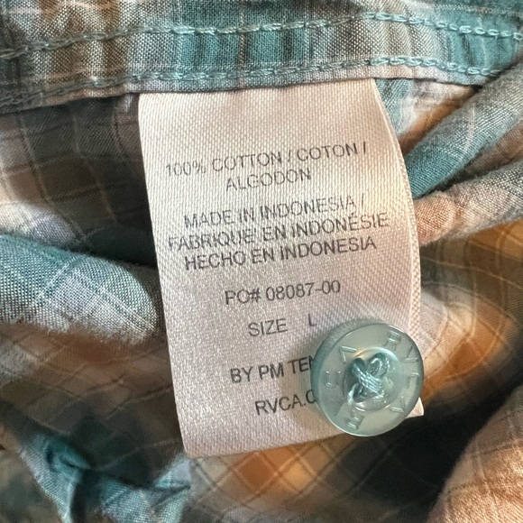 RVCA Plaid Long Sleeve Collared Shirt - Picture 4 of 4